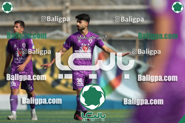 هوادار 1–2 استقلال