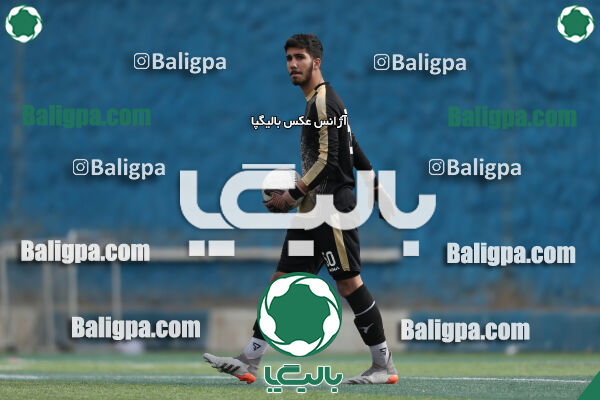 هوادار 1–2 استقلال