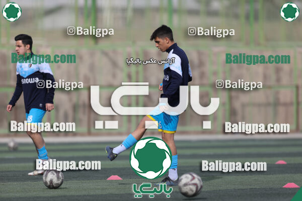 توانا 2–0 استقلال