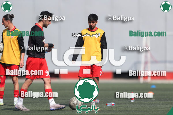 پرسپولیس 1–1 هوادار