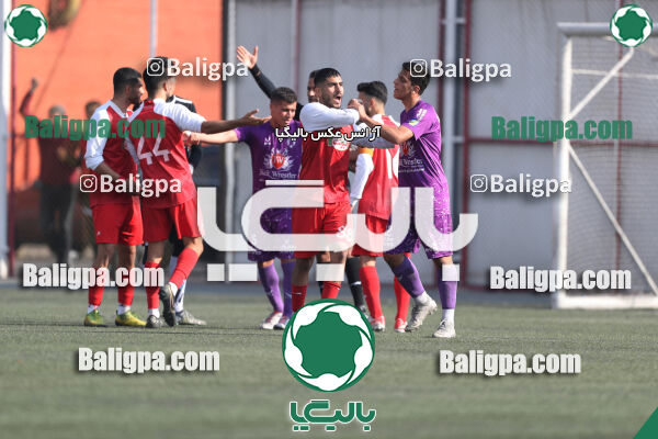 پرسپولیس 1–1 هوادار