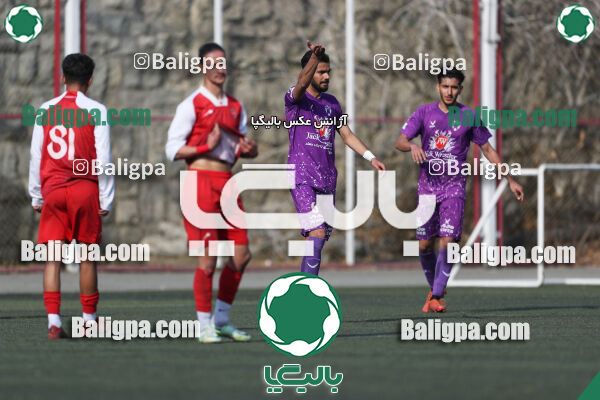 پرسپولیس 1–1 هوادار