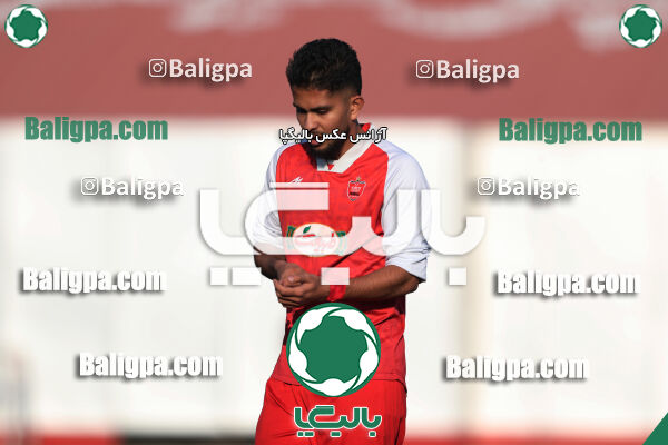 پرسپولیس 1–1 هوادار