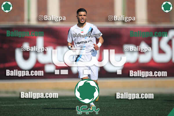 پیکان 0–0 پاس قوامین