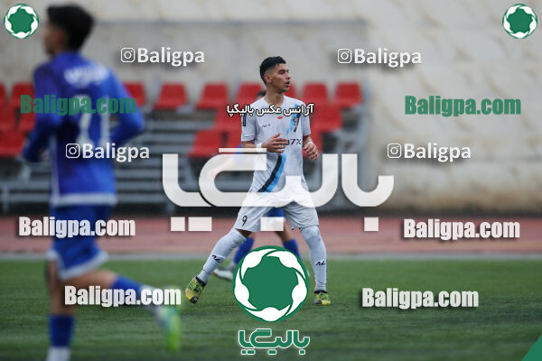 استقلال 0–0 پیکان
