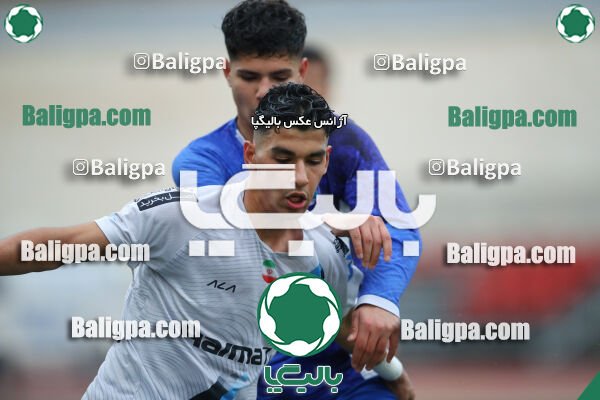 استقلال 0–0 پیکان