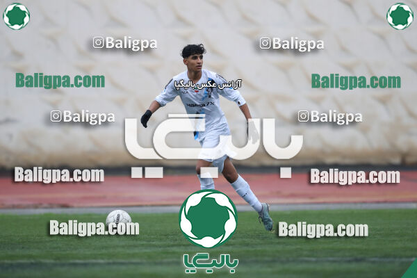 استقلال 0–0 پیکان