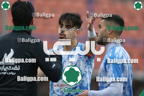آکادمی علیرضا ۰ - ۰ شاهین گرجی محله