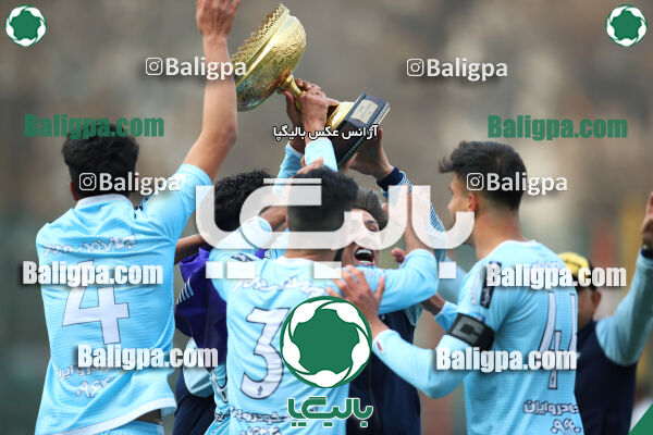 دژ ۳۴ 2–6 پیکان