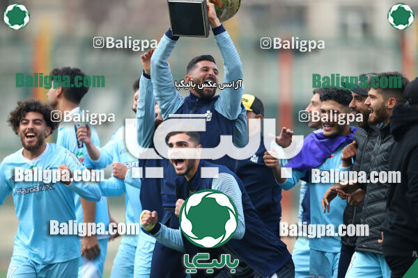 دژ ۳۴ 2–6 پیکان