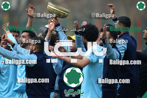 دژ ۳۴ 2–6 پیکان