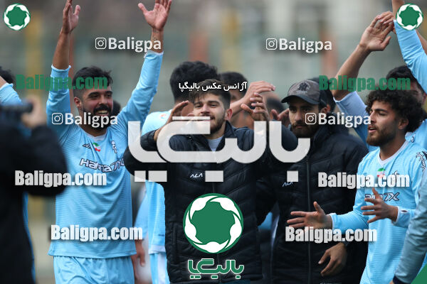 دژ ۳۴ 2–6 پیکان