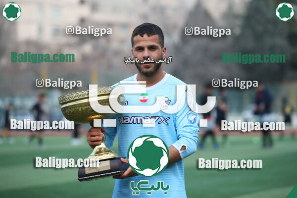 دژ ۳۴ 2–6 پیکان