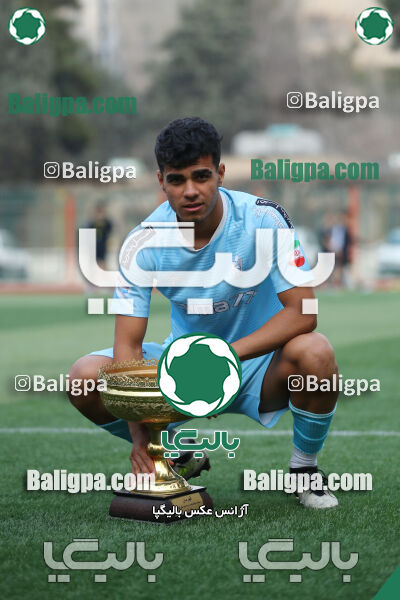 دژ ۳۴ 2–6 پیکان