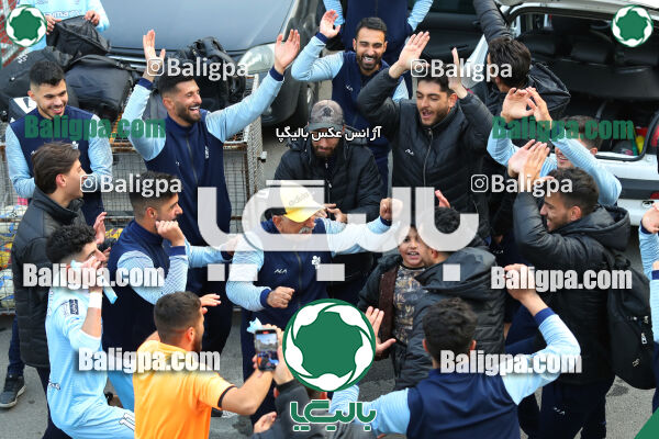 دژ ۳۴ 2–6 پیکان