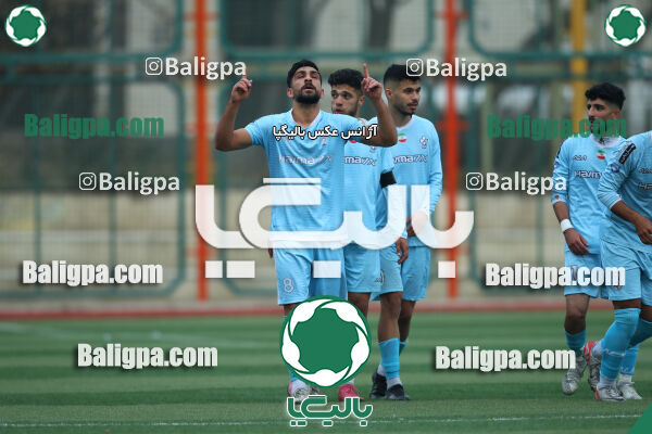 دژ ۳۴ 2–6 پیکان