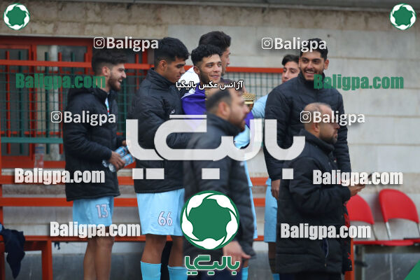 دژ ۳۴ 2–6 پیکان