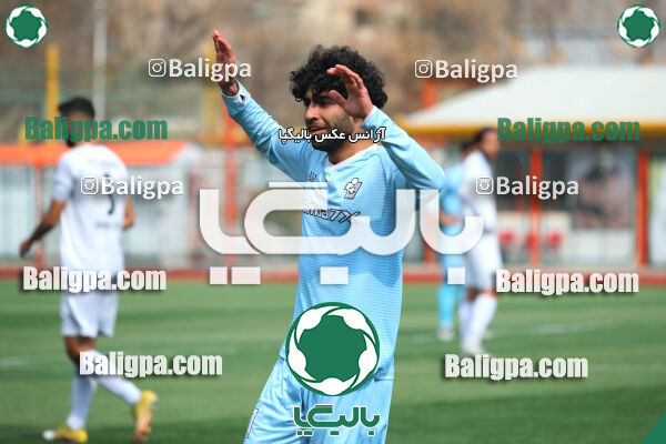 دژ ۳۴ 2–6 پیکان