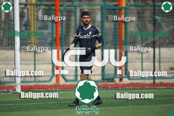 دژ ۳۴ 2–6 پیکان