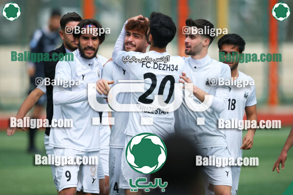 دژ ۳۴ 2–6 پیکان