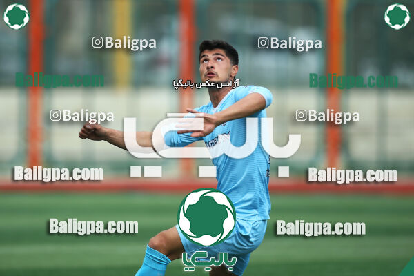 دژ ۳۴ 2–6 پیکان