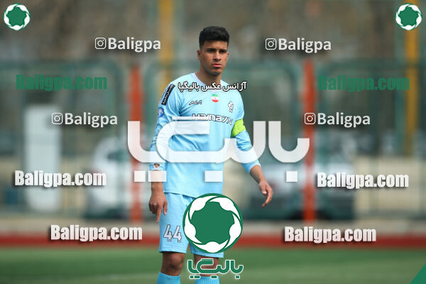 دژ ۳۴ 2–6 پیکان