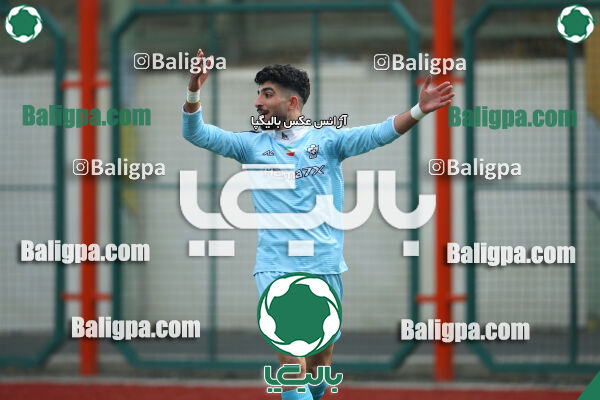 دژ ۳۴ 2–6 پیکان