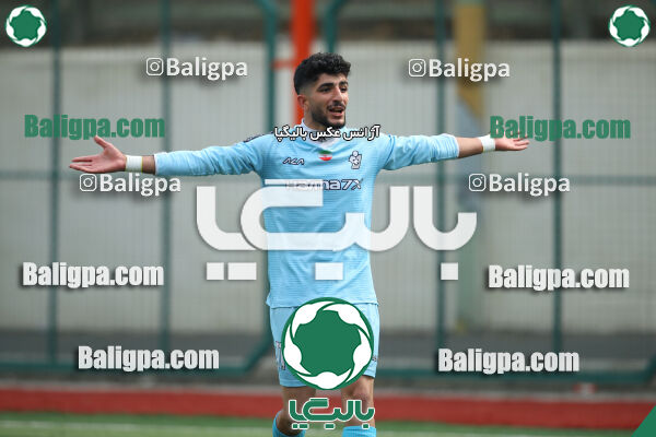دژ ۳۴ 2–6 پیکان