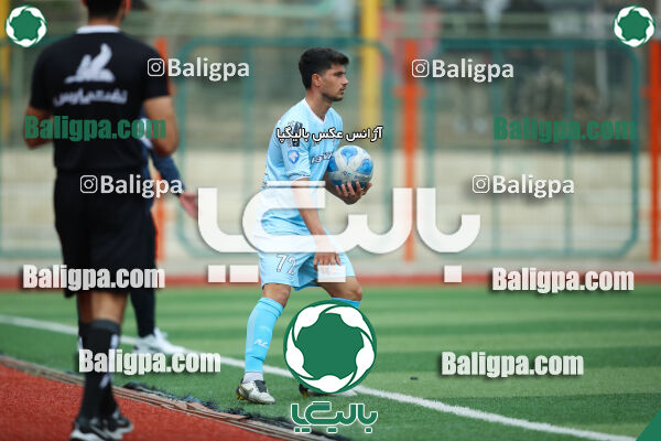 دژ ۳۴ 2–6 پیکان