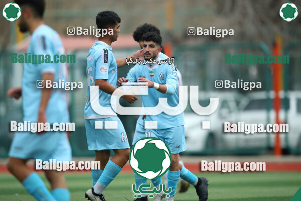 دژ ۳۴ 2–6 پیکان