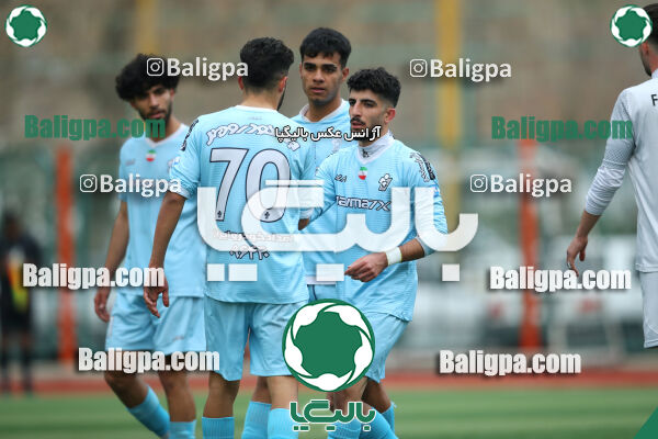دژ ۳۴ 2–6 پیکان
