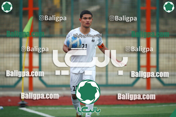 دژ ۳۴ 2–6 پیکان
