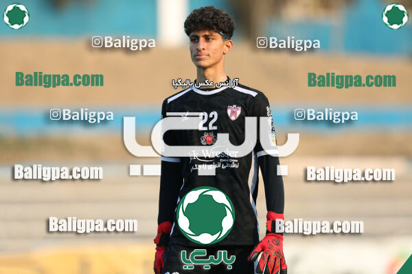 هوادار 0–1 مقاومت
