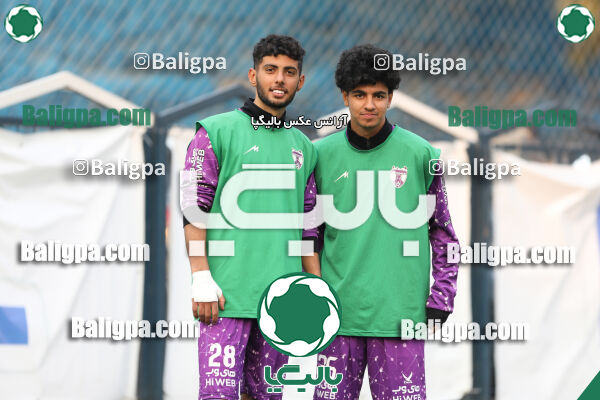 هوادار 0–1 مقاومت