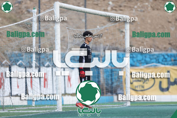 هوادار 0–1 مقاومت