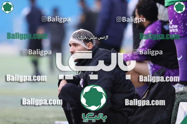 هوادار 0–1 مقاومت