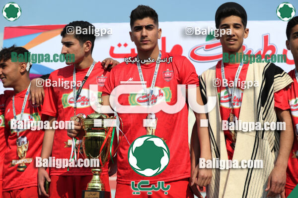 پرسپولیس 2–1 پیروزان تکین ایرانیان