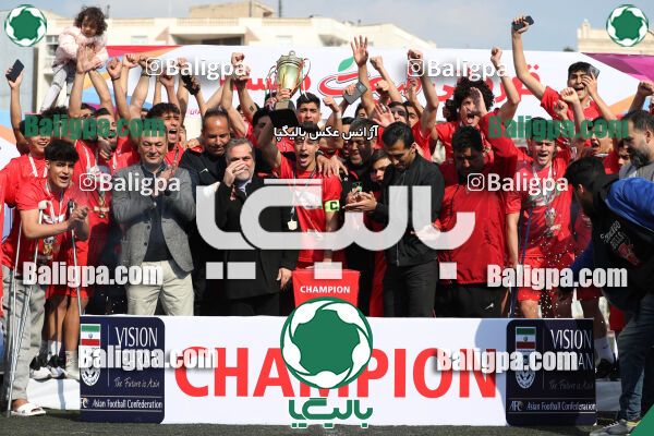 پرسپولیس 2–1 پیروزان تکین ایرانیان