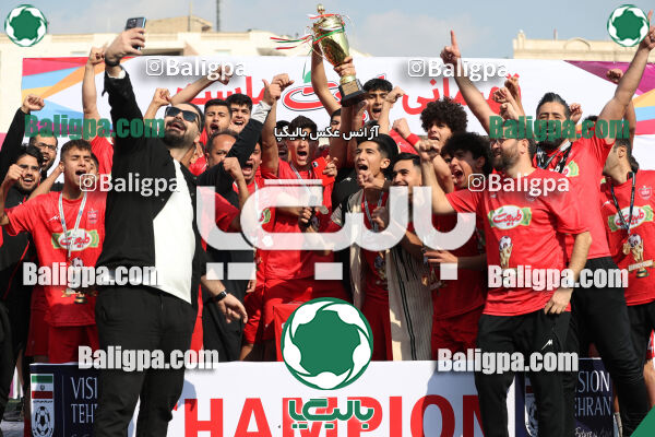 پرسپولیس 2–1 پیروزان تکین ایرانیان