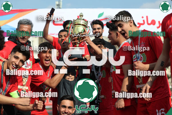 پرسپولیس 2–1 پیروزان تکین ایرانیان