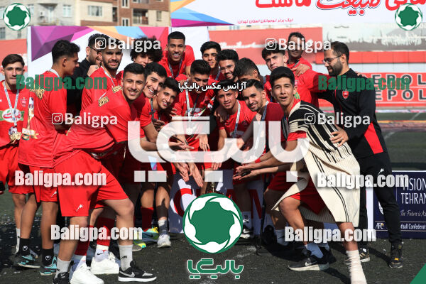 پرسپولیس 2–1 پیروزان تکین ایرانیان