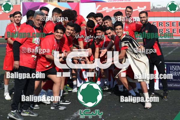 پرسپولیس 2–1 پیروزان تکین ایرانیان