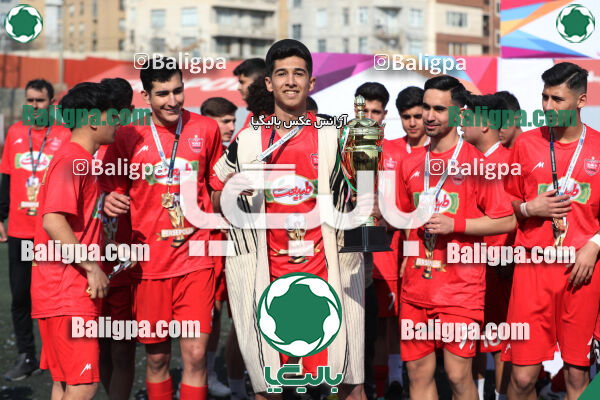 پرسپولیس 2–1 پیروزان تکین ایرانیان