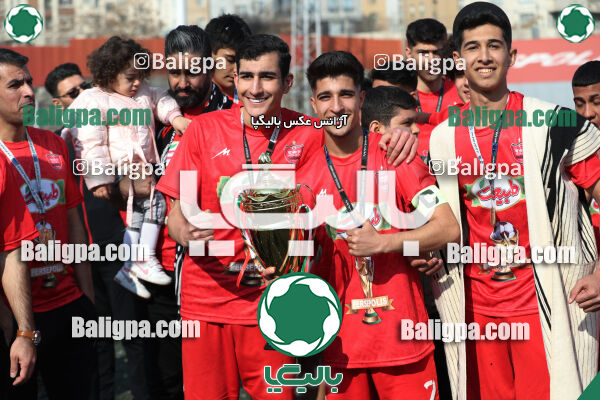 پرسپولیس 2–1 پیروزان تکین ایرانیان