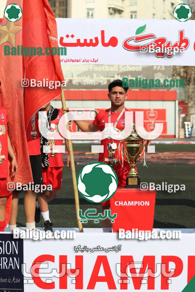 پرسپولیس 2–1 پیروزان تکین ایرانیان