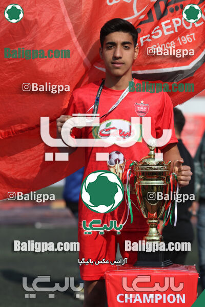 پرسپولیس 2–1 پیروزان تکین ایرانیان