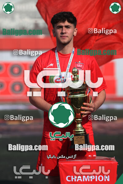 پرسپولیس 2–1 پیروزان تکین ایرانیان