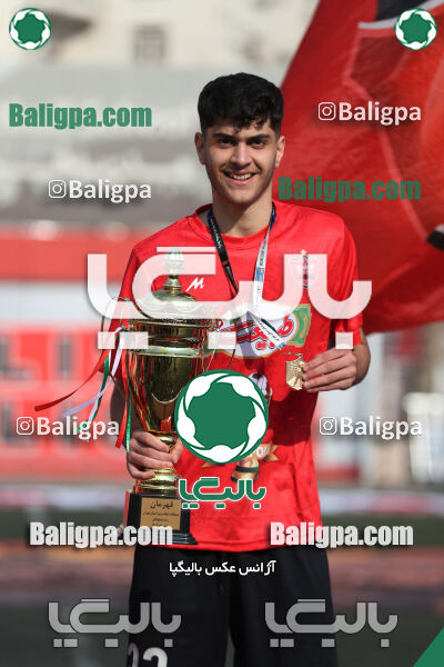پرسپولیس 2–1 پیروزان تکین ایرانیان