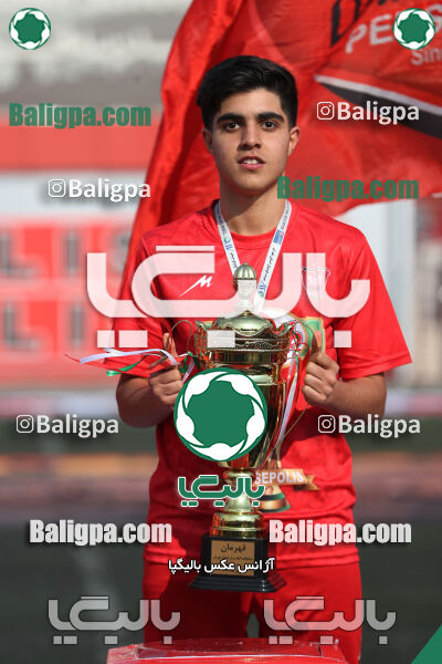 پرسپولیس 2–1 پیروزان تکین ایرانیان