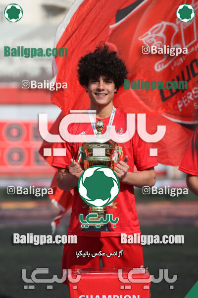 پرسپولیس 2–1 پیروزان تکین ایرانیان